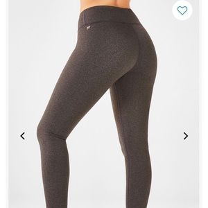 Fabletics Medium Gray Leggings (never been worn)